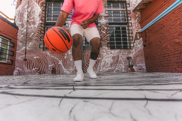 Les figures incontournables du basket street ball