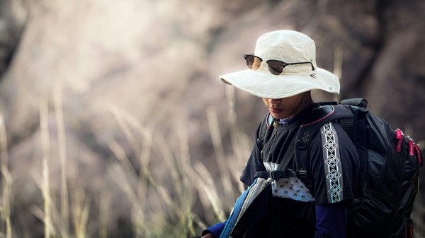 Guide pour choisir le chapeau de randonnée homme parfait